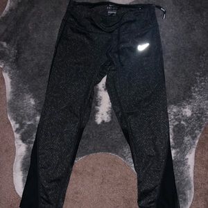 Brand new, Nike cropped Leggings